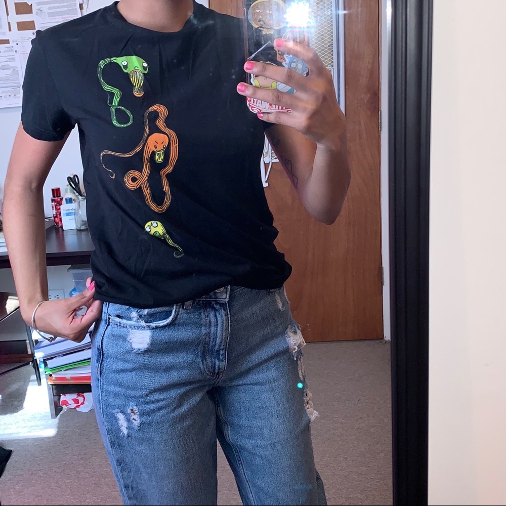 |uo| billie eilish 3 ghoul tee